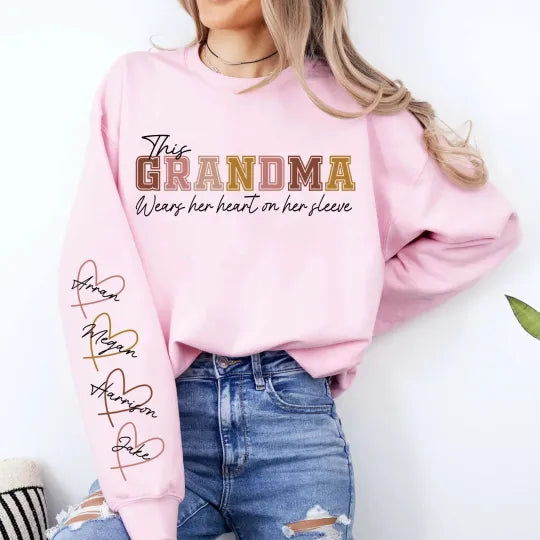 Kolunda Çocuk İsimleri Yazılı Özelleştirilebilir Anne Sweatshirt